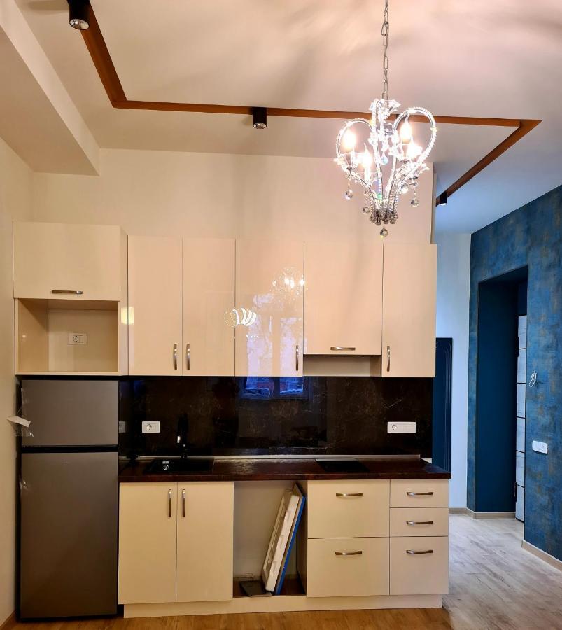 Deluxe Apartment In City Center Yerevan Ngoại thất bức ảnh